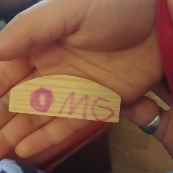 Meet your Posher, Jennifer - Picture 1 of 1